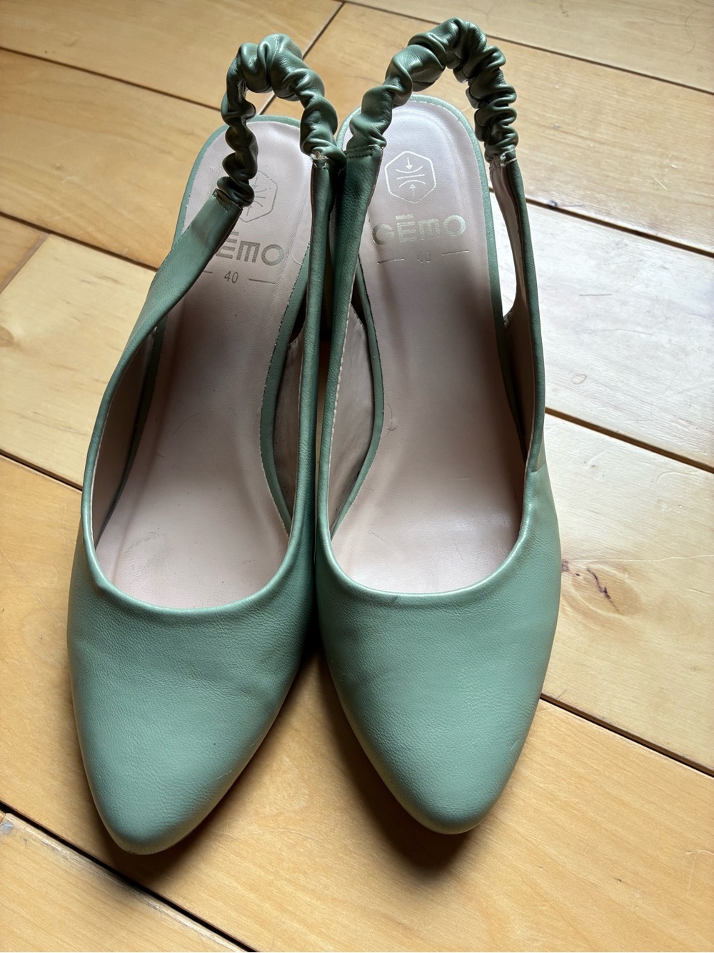 Sage Green Slingback heels - Picture 2 of 9